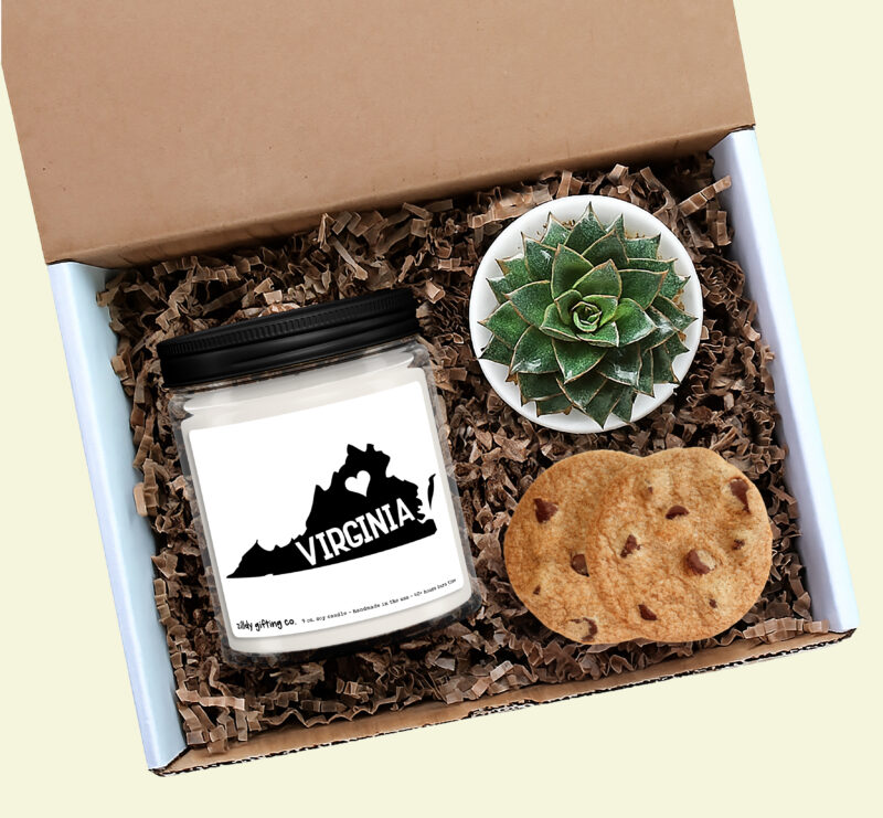 Virginia Candle Gift Box – Personalized Soy Candle with Succulent & Cookies